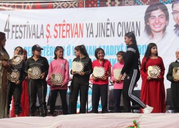 Kobanê’de 4.Şehit Stêrvan Festivali düzenlendi