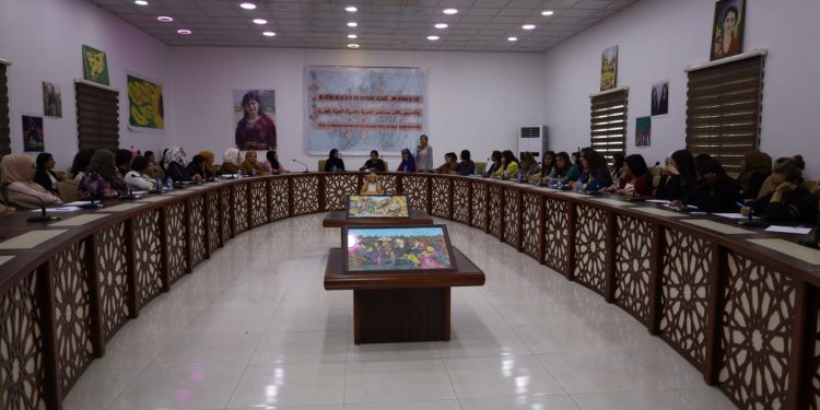 ”Bi penç rêgezên jin serbixe azadî, jin jiyan azadî” forumu başladı