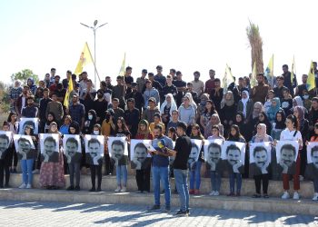Kuzey ve Doğu Suriye gençliği gerçekleştirdiği bir basın açıklamasıyla “Özgürlük Hamlesine” katıldığını duyurdu