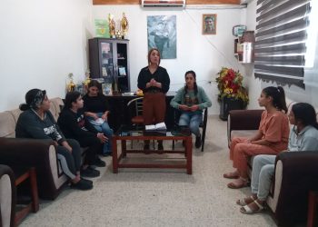Kobanê’deki Yekitiya Jinên Ciwan tarafından Toplumsal Cinsiyet üzerine bir toplantı düzenledi