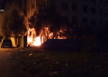 YCWK, Adana’da AKP Gençlik Kolları Başkanı’nın evini ateşe verdi