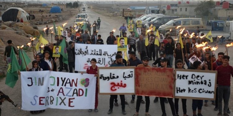 Gençlik Merkezi’ne yapılan saldırı protesto edildi