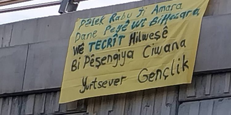 Yurtsever Gençlik İmralı Tecridine dikkat çekmek için pankart astı