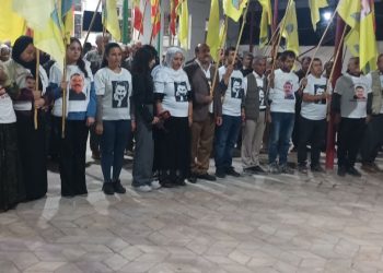 Mexmur eylemi öğrencilerin nöbeti devir almasıyla devam ediyor