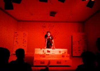 Cûmana Şêxo: Genç kadınlar tiyatroda yerini almalı