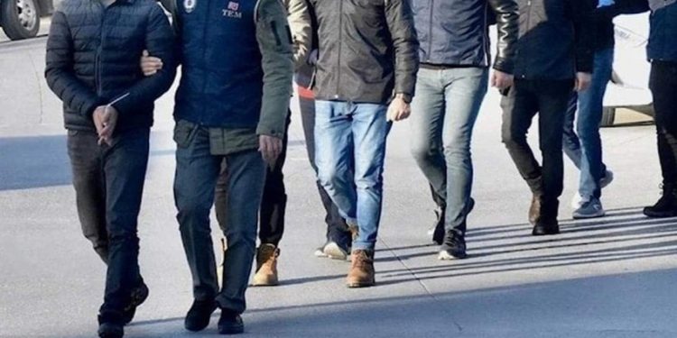 32 kentte yüzlerce gözaltı