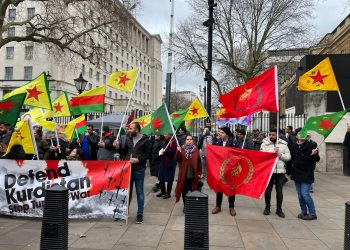 Londra’da İngiltere Başbakanlığı önünde eylem