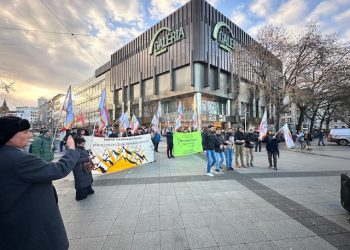 TCŞ Hannover: Önderimize sahip çıkacağız!