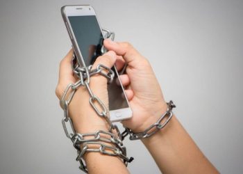 Telefon fanatizmi ve kendini bilmek