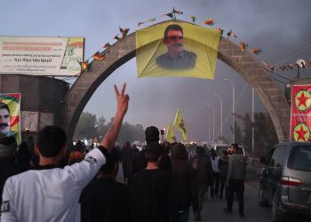 Kuzey ve Doğu Suriye gençliğinin Uzun Yürüyüşü Derik kentine ulaştı