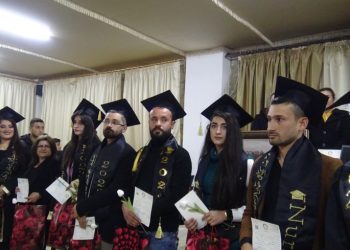 17 öğrenci Sağlık Akademisi’nden mezun oldu