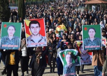 Şehit Nûdem yüzlerce yurttaş tarafından son yolculuğuna uğurlandı