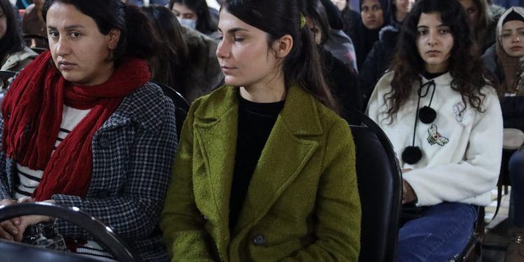 Cizre Bölgesi Genç Kadınlar Birliği, yıllık toplantısını gerçekleştiriyor
