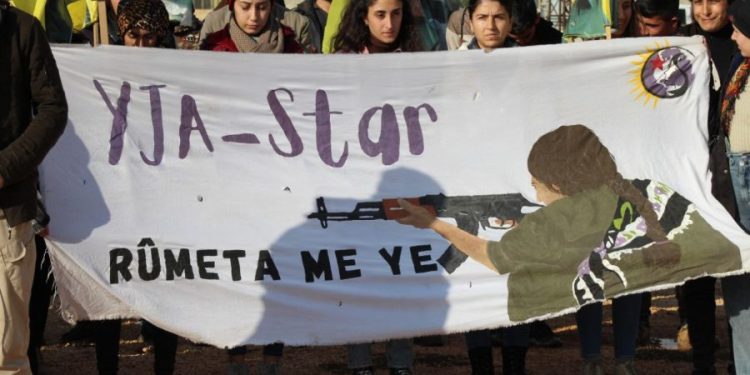 Şehba gençleri gerilla eylemlerini kutladı, Rojava’ya dönük saldırıları kınadı