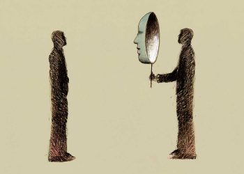 Dünyada en büyük güç yalandır