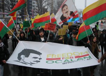 Berlin’de uzun yürüyüş ilk gününde