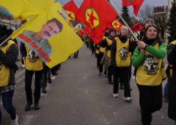 200 enternasyonalistin Öcalan’a özgürlük yürüyüşü: Em ê bi serbikevin!