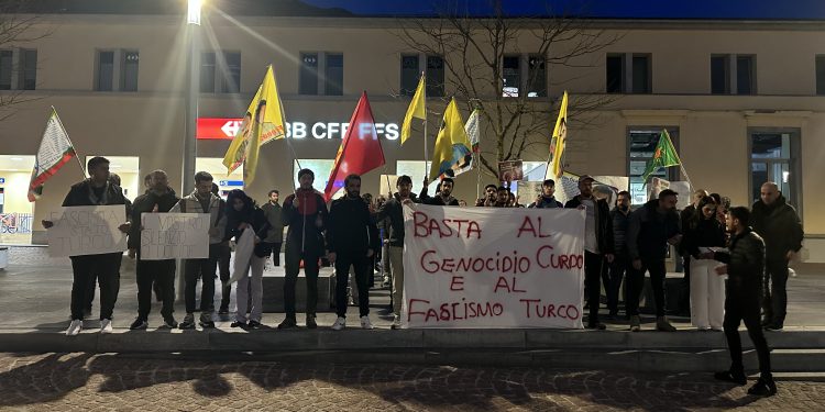 Irkçı saldırı üzerine eylemler hala devam ediyor