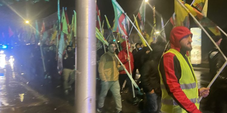 Dragugin’da Kürt halkı sokaklarda!