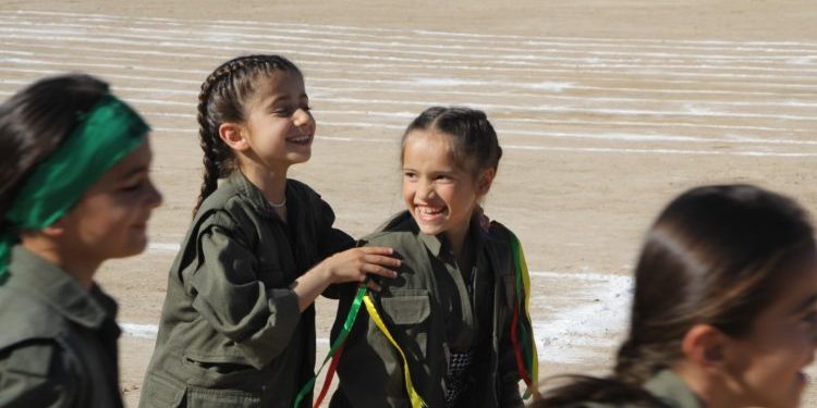 4 Nisan Festivali ikinci gününde