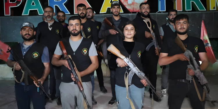 Kobanê Gençleri şehir merkezinin güvenliğini sağlıyor