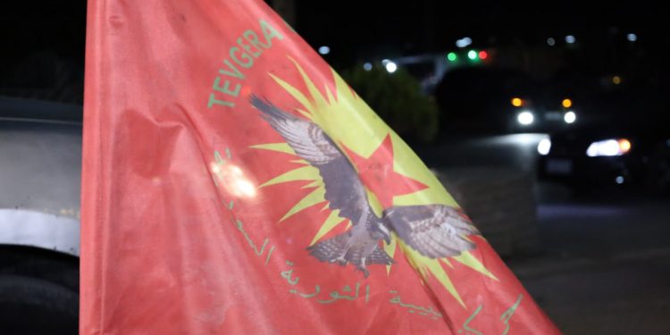 Kobanê Gençleri şehir merkezinin güvenliğini sağlıyor