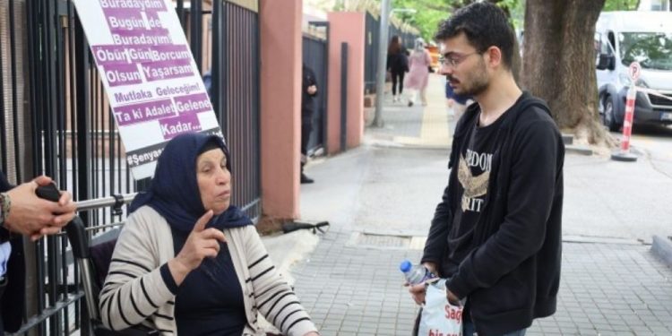 Üniversite öğrencisinden Şenyaşar’a destek