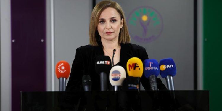 DEM Parti’den Kobanê Davası sonrası eylem çağrısı: “Herkes için demokrasi herkes için özgürlük”