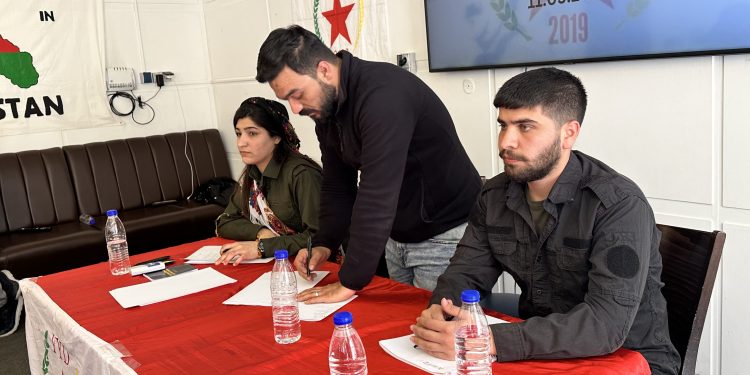 Esslingen’de 4. PYD Gençlik Konferansı Gerçekleşti