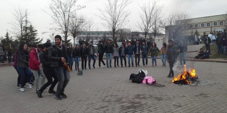 YCK İLE KENDİ KİMLİĞİNİ BULAN ÖĞRENCİ GENÇLİK -1-