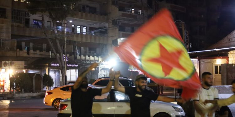 Qamişlo’lu gençler ve genç kadınlar 15 Ağustos’u büyük bir coşkuyla kutladılar