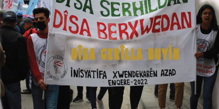 YCK İLE KENDİ KİMLİĞİNİ BULAN ÖĞRENCİ GENÇLİK – 2