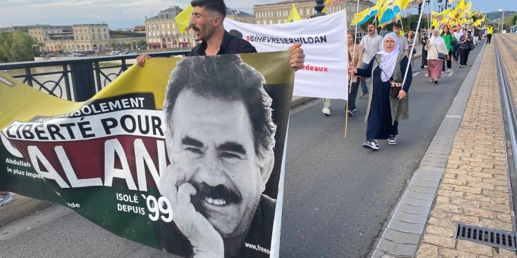 Bordeaux’da tecride karşı yürüyüş