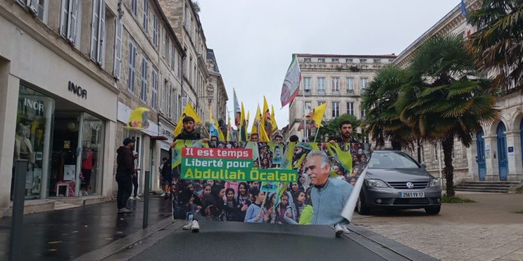 Bordeaux’da TCŞ Öncülüğünde Sivil İtaatsizlik Eylemi