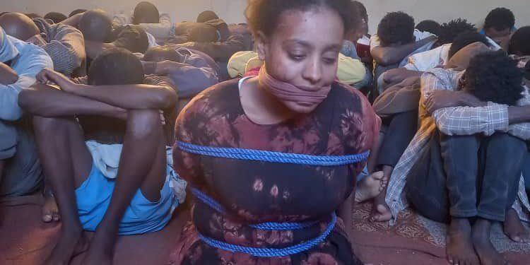 Libya’da insan kaçakçılığı ve yerinden etme devam ediyor