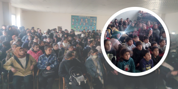 Tebqa ve Kobanêli gençlerden uluslararası komployu konu alan sinevizyon etkinliği