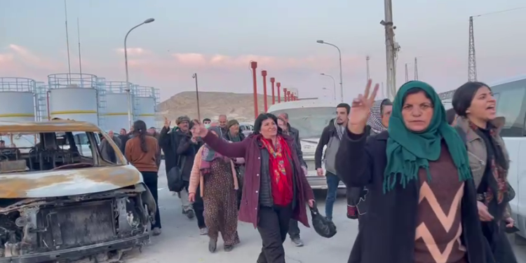 Cizîr Kantonu halkının nöbeti devir almasıyla Tişrîn direnişi 25. gününde devam ediyor