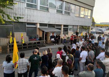 Önder APO’dan gelen tarihi çağrı Paris’te büyük bir çoşku ile karşılandı.