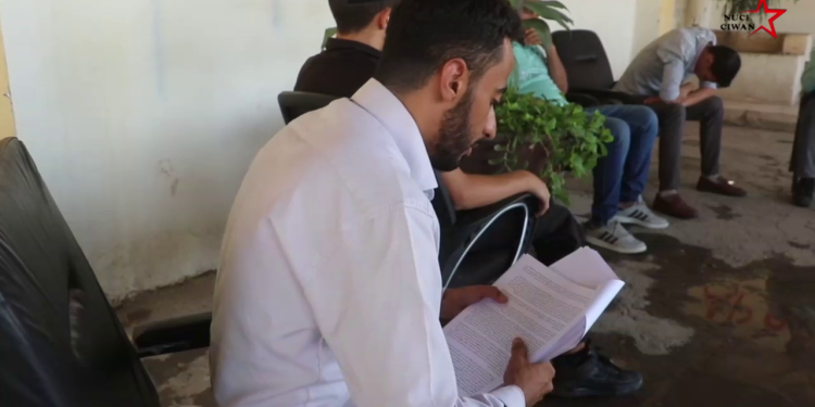 Gençlik Hareketleri Tabqa’da Barış ve Demokratik Toplum Manifestosu’nu Okudu