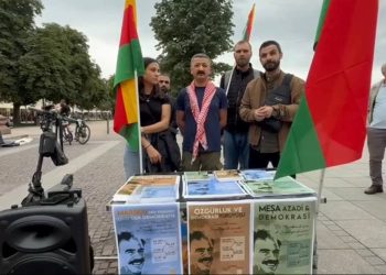 Stuttgart’ta Uzun Yürüyüş tanıtım standı açıldı