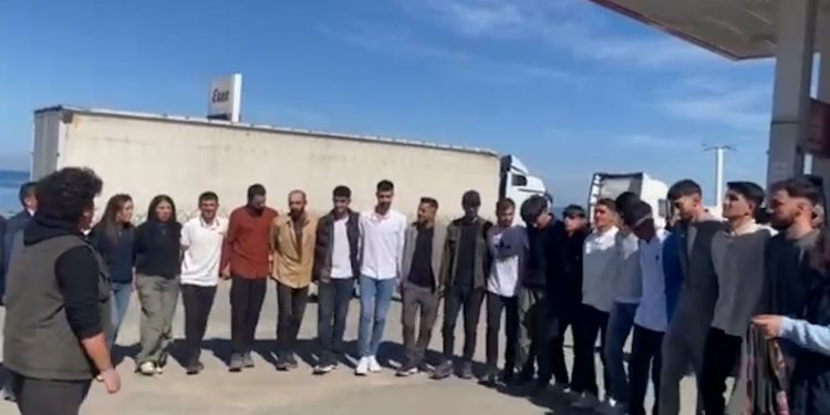 Kürdistan ve Türkiyeden Gençler Amede Akın Ediyor