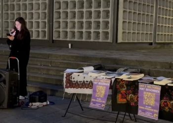 Berlin Kürt Gençliği’nden 9 Ekim Komplosuna Karşı Bilgilendirme Standı