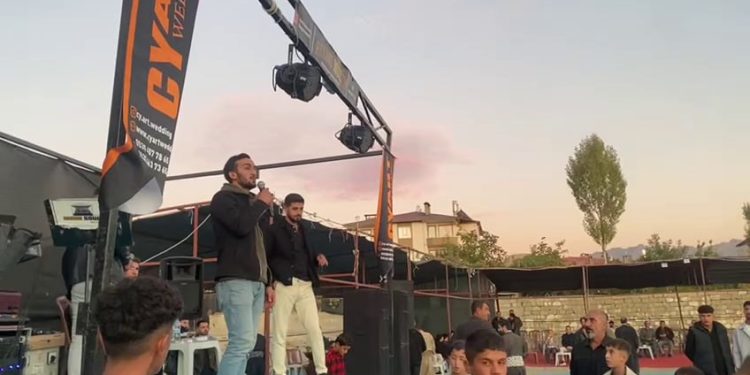 Wan’da DEM Parti Gençlik Meclisi’nden Yürüyüş Çağrısı