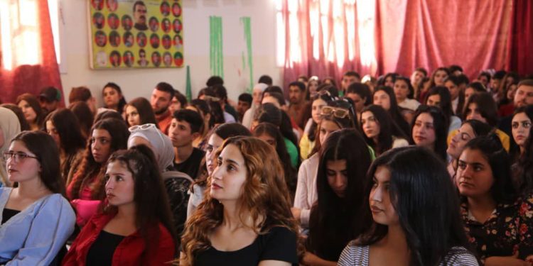 Devrimci Gençlik, Rojava Üniversitesi öğrencileriyle buluştu