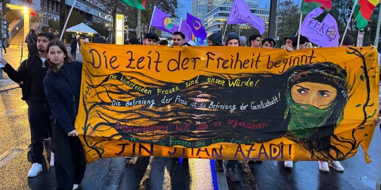 Berlin’de Kürt Genç Kadınlarından Rojîn Kabaiş İçin Yürüyüş