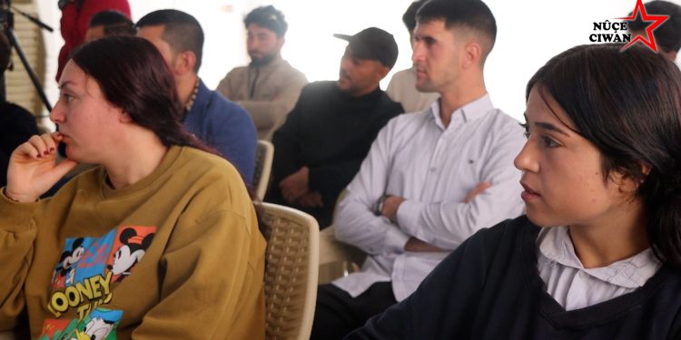 Genç Kadınlar Birliği Şengal’de 25 Kasım Gündemli Seminer Düzenledi