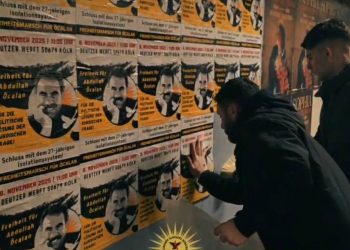 Münster Gençliği 8 Kasım Köln Yürüyüşü İçin Alanda