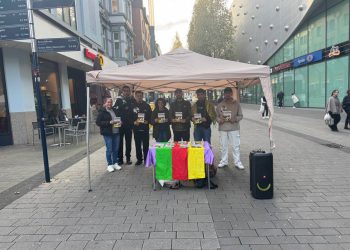 Essen’de 8 Kasım Yürüyüşü İçin Çağrı Standı Kuruldu