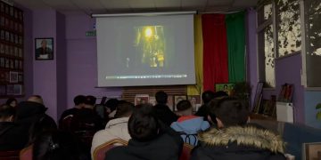 CKF üyesi gençlerden “Eyna Bejnê” film gösterimi