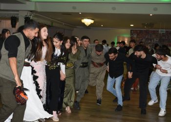 Hamburg Gençliği: Zafer Bizim Olacaktır